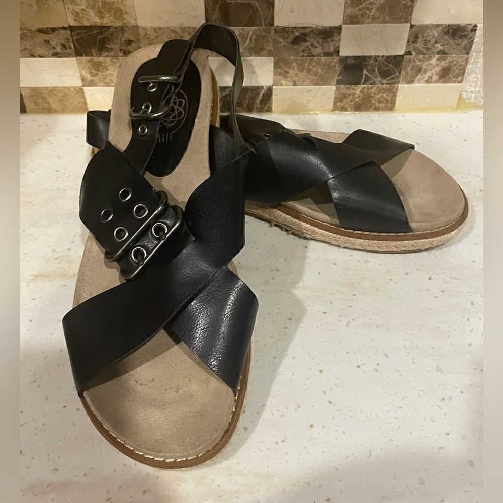 Hokus  Pokus  Cordial Sandals